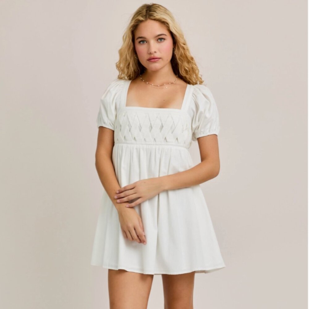 NWT‎ Le Lis White Mini Dress with Weave Detail